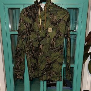Field & Stream Green Camouflage Hoodie NWOT